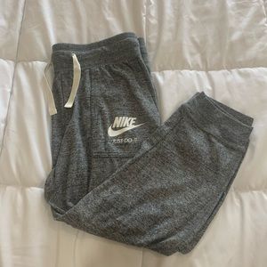 Nike cropped grey joggers